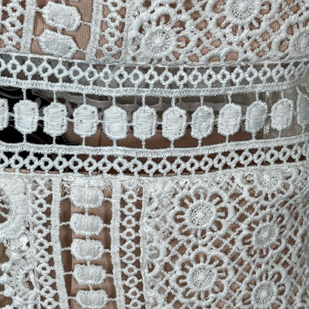 Lov Posh Sz M White Lace Mini Dress Ruffle Trim - Picture 4 of 14
